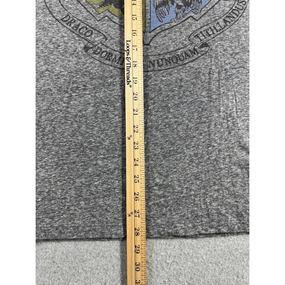 Harry Potter T-Shirt Mens XL Gray Hogwarts Crest Graphic Tee Short Sleeve Cotton - Picture 4 of 7